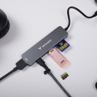 Adaptor Multiport USB-C Verbatim Essentials/ HDMI, USB-C PD, USB-A 3.2 Gen 1, USB-A, SD & microSD