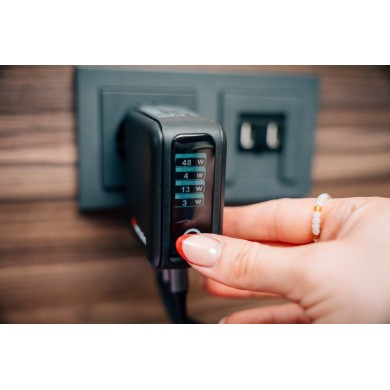Incarcator USB Verbatim Mini GaN Charger with Display 140W