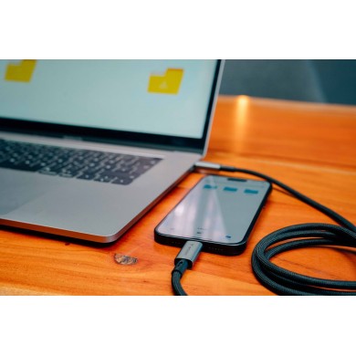 Cablu USB-C - USB-C Verbatim Sync & Charge USB4.0 /  Thunderbolt 4 / 240W / 40 Gbps /  1.2 m