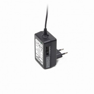 AC-DC adapter  Gembird EG-MC-009, 24 W, Universal AC powered DC adapter with manual voltage selection,  7 DC power connectors