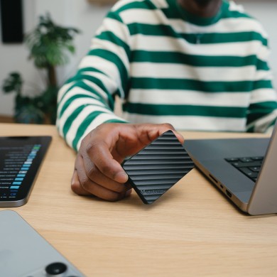 M.2 Extern SSD  Verbatim Store 'N&rsquo; Go Mini Stripe / 512GB / USB 3.2 Gen 1